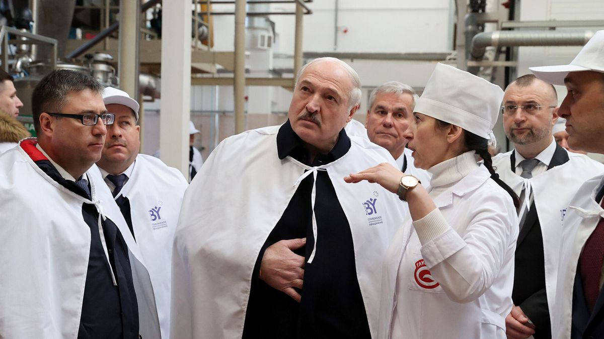 Není co kouřit, jídlo rychle zdražuje. Bělorusko pociťuje sankce